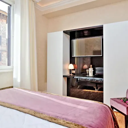 Bq House Colosseum Luxury Rooms-2