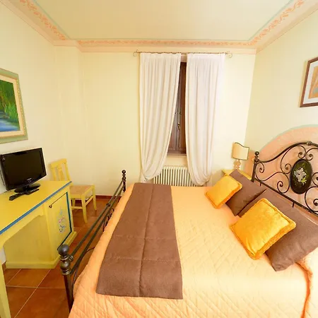 Residenze L'Uncinaia Holiday House-2