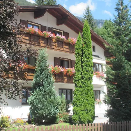 Haus Fallesin-3