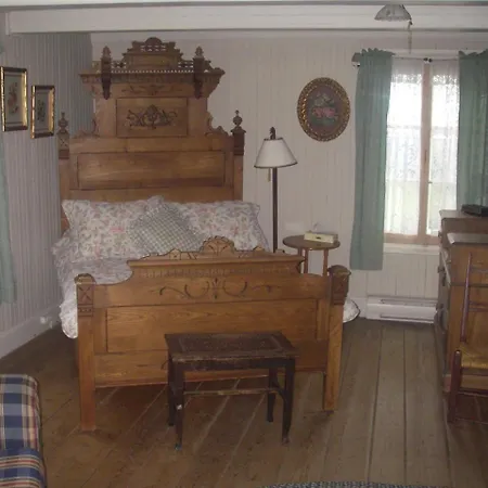 Au Vieux Foyer, Gite & Chalets-2