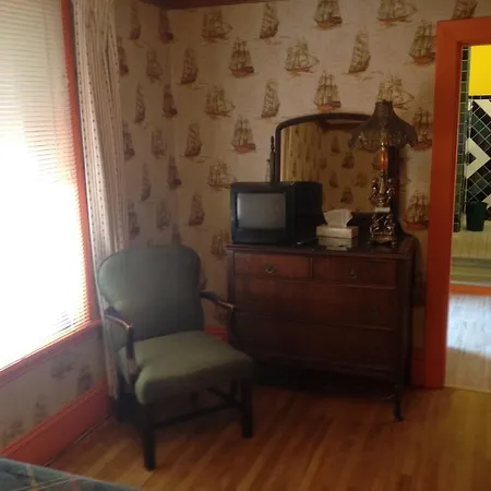 Auberge Des Arts Bed And Breakfast-3