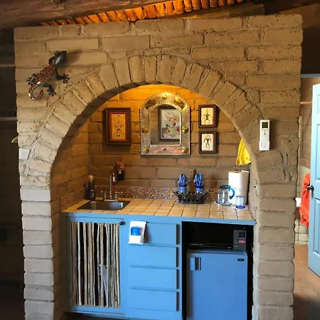 Casa Tierra Adobe Bed & Breakfast-3