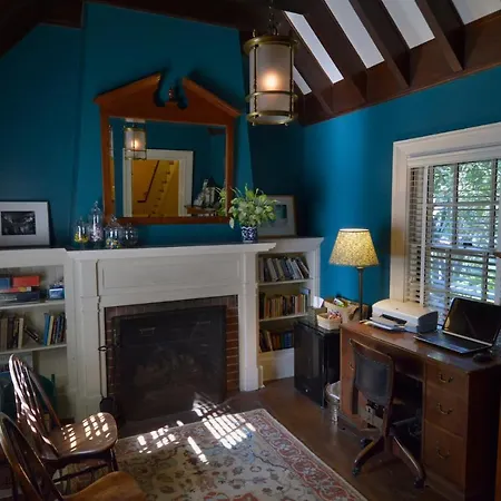 The Lancaster Bed And Breakfast-3