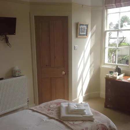 The Old Vicarage B & B-2