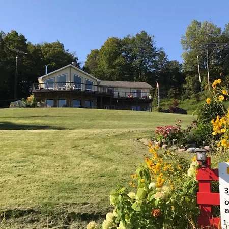 Our Valley View Bed & Breakfast-2