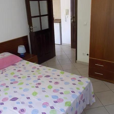 Basic Hotel-2
