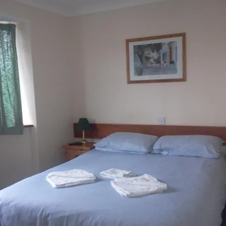 Carlton Lodge-3