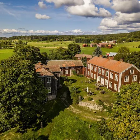 Fraegsta Haelsingegard B&B-2
