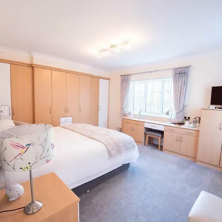 Riseden Bed And Breakfast-2