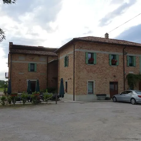 Agriturismo Le Giarine-3