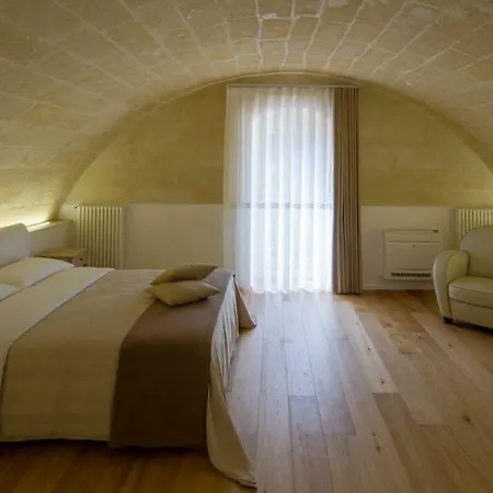 B&B 4U-2