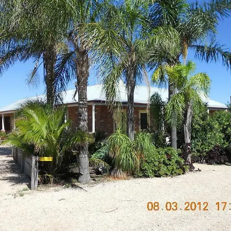 Cabarita Lodge-2