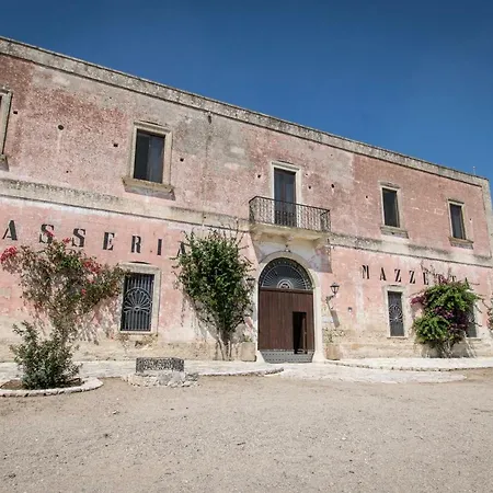 B&B Masseria Mazzetta - La Corte del Falconiere-3