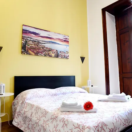 Vic' Street B&B-2