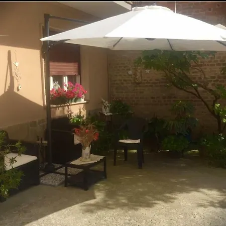 Felix House-2