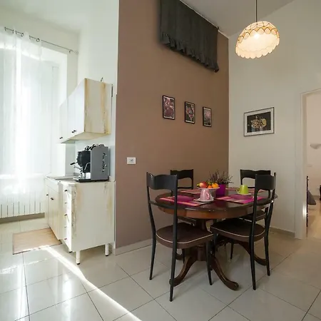 Flora Rooms-2