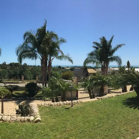 Villa Giulia - Sicilian Luxury Garden-3