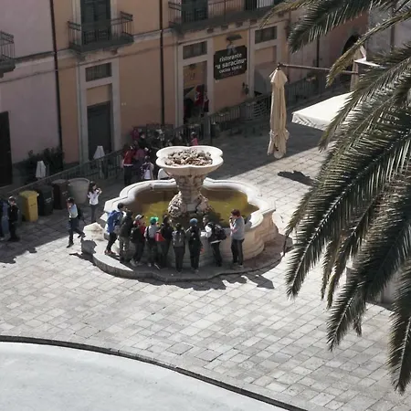 Il Quartino Di Palazzo Maggiore-2