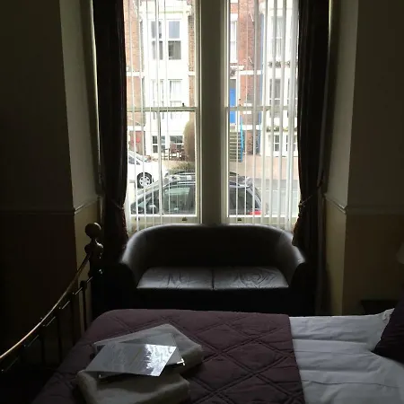 The Arches Guest House-3