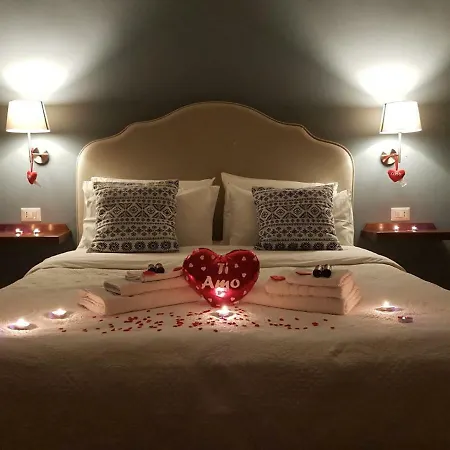 Aragonese Luxury Rooms-3