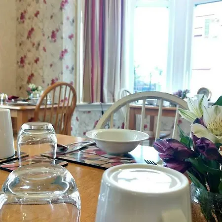 Rutland West Guest House-2