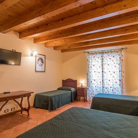 Apollo B&B-3