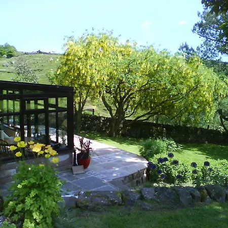 Hen Cloud Cottage-2