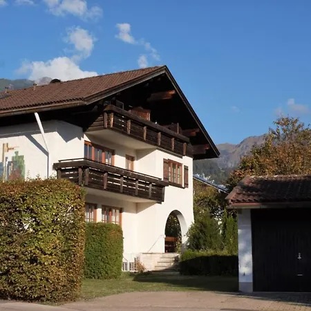 Gästehaus Alpenhorst-2