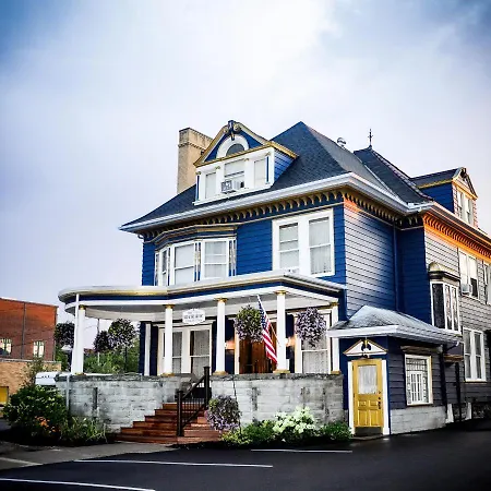 The Old Library Inn Bed & Breakfast-2