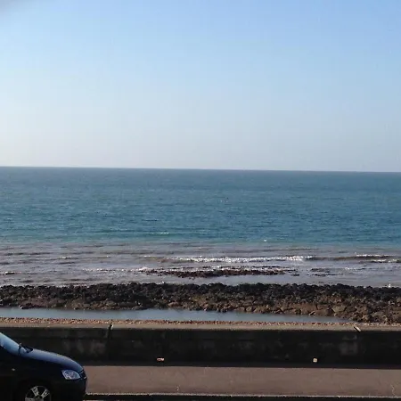 Sandgate Hotel-3
