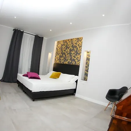 Principessa Isabella Luxury Rooms-3
