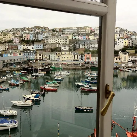 Sampford Harbour Side Guest House-2