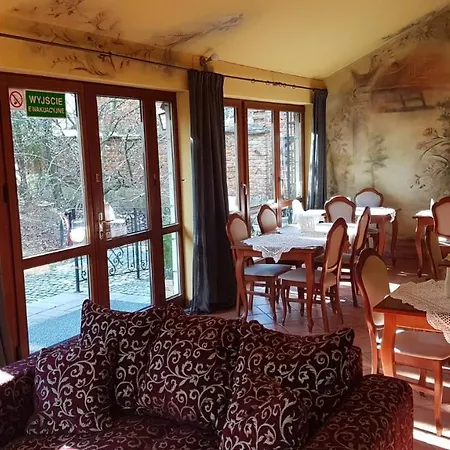 Villa Del Arte Bed & Breakfast-3
