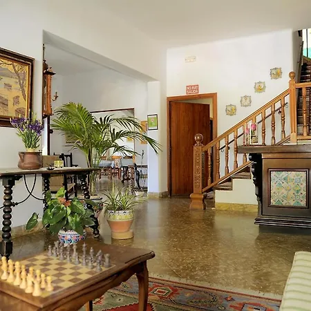 Hostal Los Pinos-2
