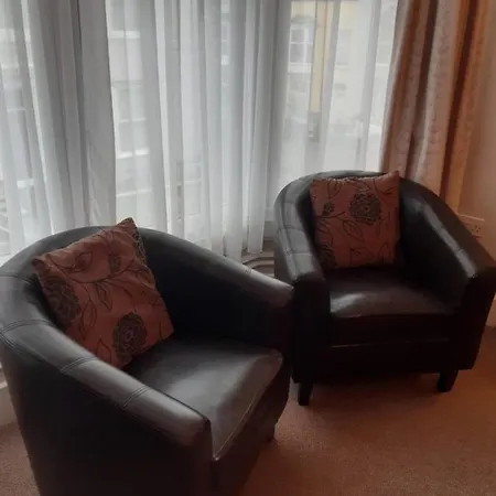 Hildebrand Guest House-3
