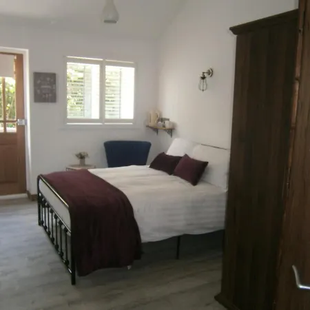 The Crown Lodges-2