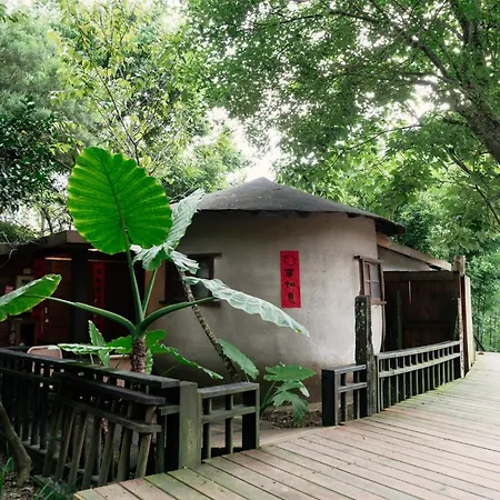 Zhou Ye Cottage-3