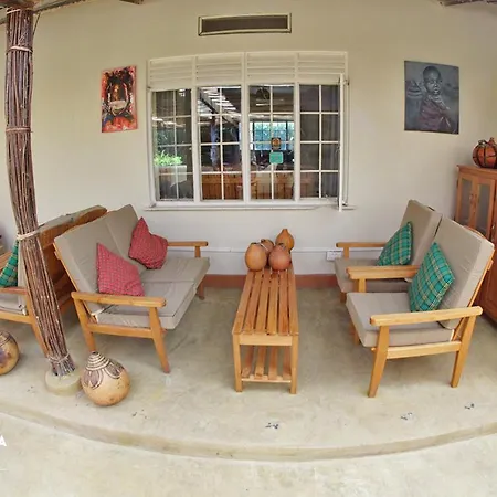 Kara-Tunga Safari Camp-2