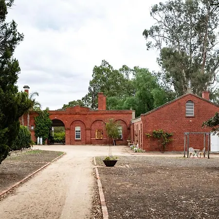 Ravenswood Homestead-2