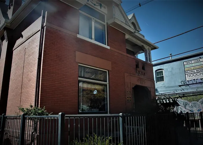 Off Broadway B & B Denver