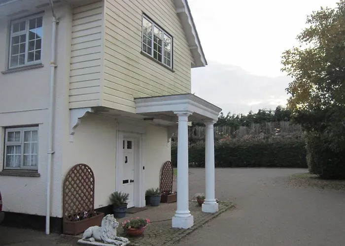 Newmans Hall Bed & Breakfast
