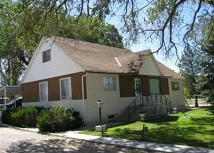 Pine Tree Inn