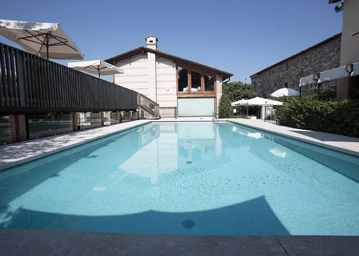 Santellone Resort
