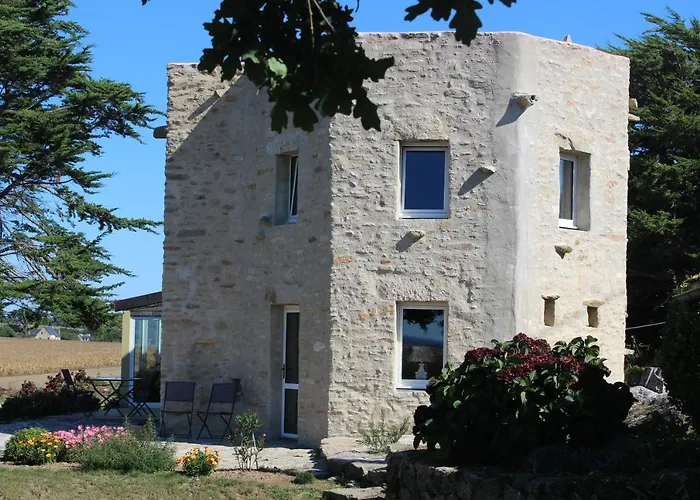Bed and Breakfast La Tour du Bois Dormant à Plozévet