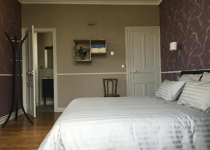 Les Roches Bleues Bed and Breakfast Uzerche