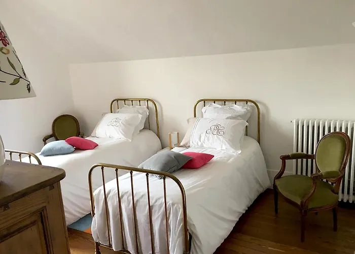 Les Chambres de LOUIS Le Chesnay 
