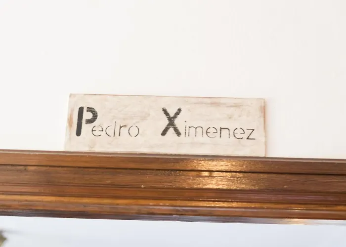 Bed and Breakfast Boutique House Lujopobre Montilla