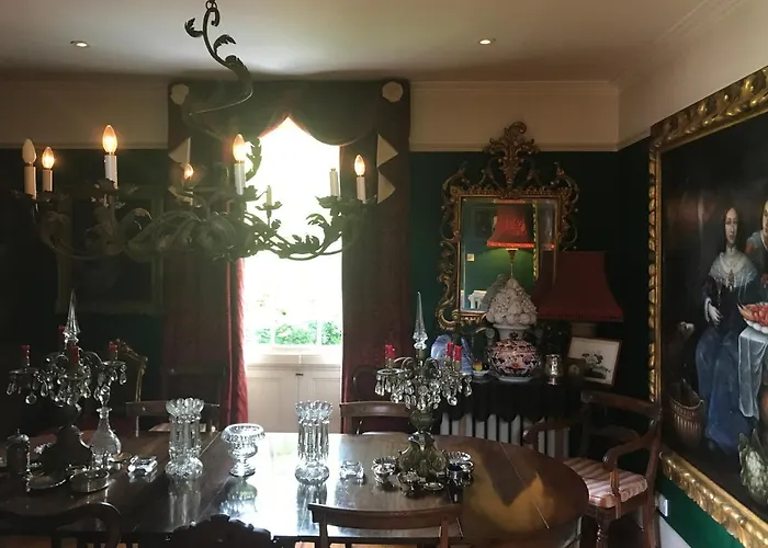 10 St James Villas