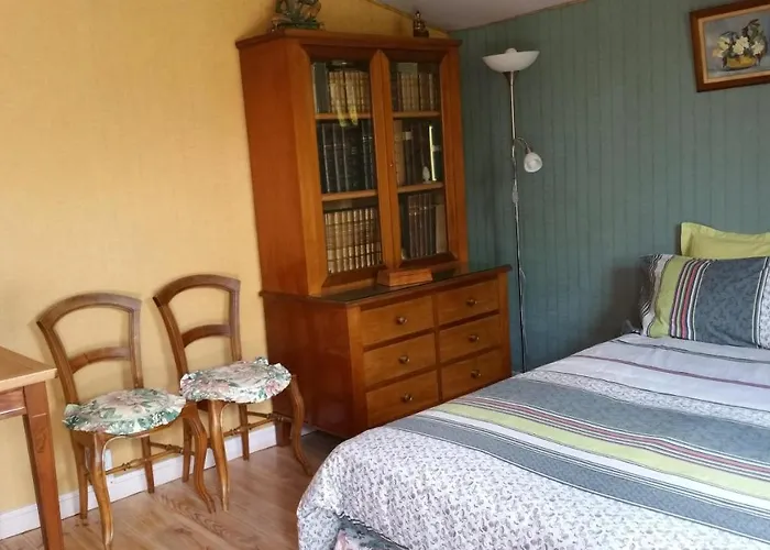 Coin Secret Bed and Breakfast Murs 