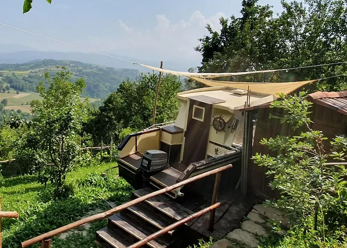 Nave nel Bosco